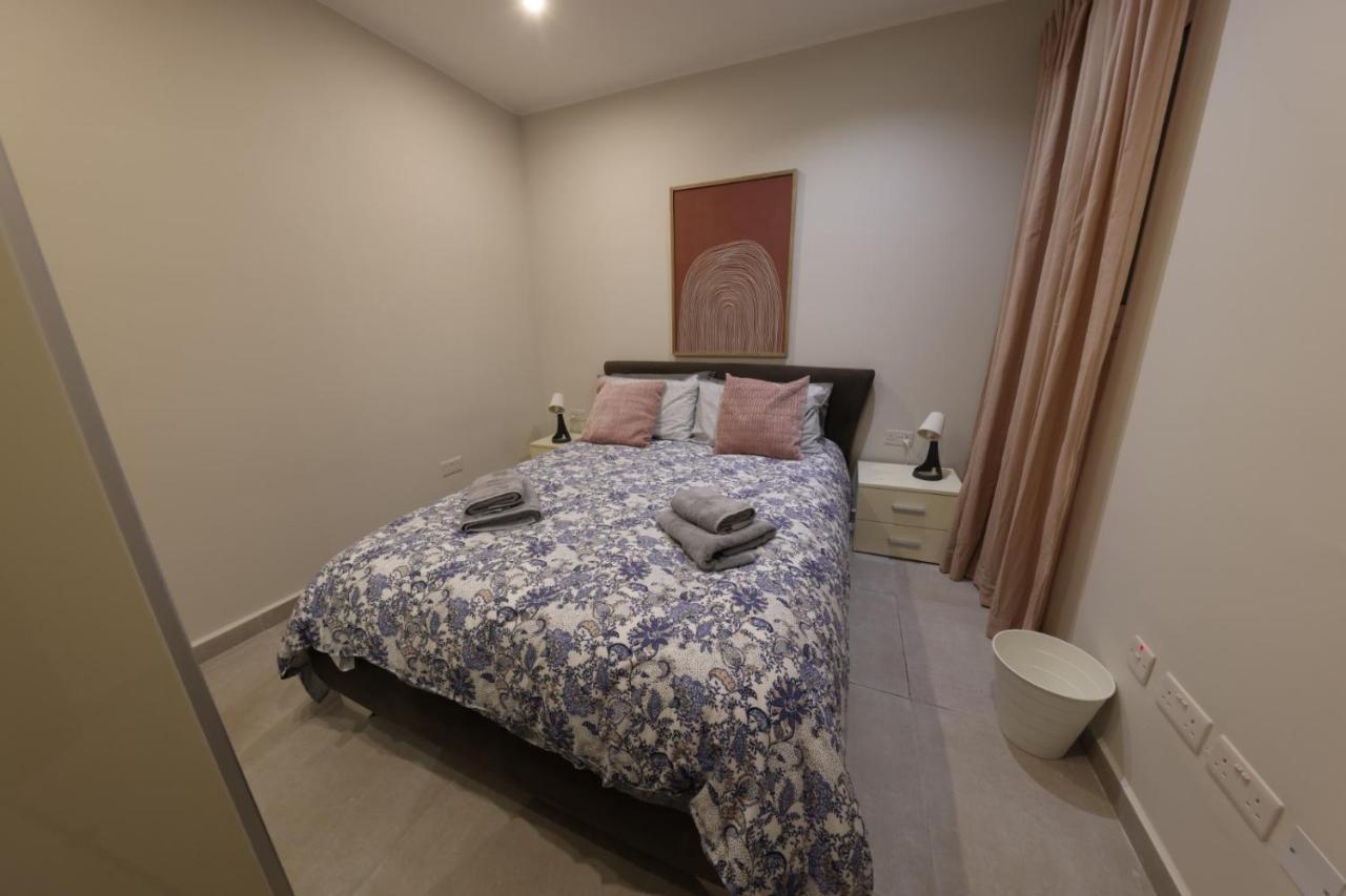 Comfort And Convenience Flat 4 Dad'S Court San Pawl il-Baħar Eksteriør bilde